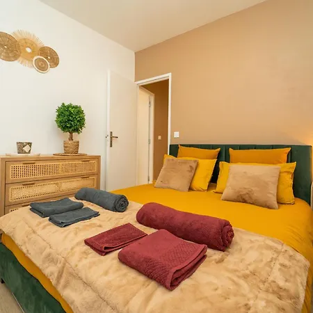 Appartement Typique Hyper Centre Albi - Neuf Premium - Parking Gratuit Extérieur photo